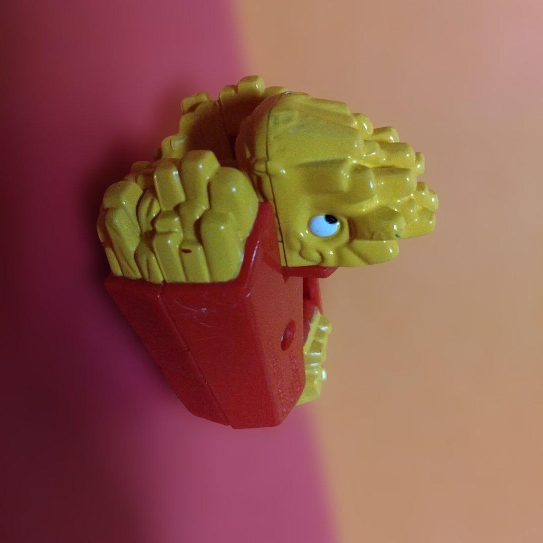 マクドナルド　チェンジャブル　マックディノ　中古品　フルコンプ　8体　ミールトイ