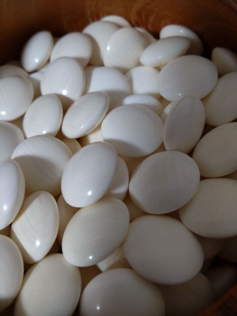 囲碁磐　碁石　セット　足つき　 蛤白 那智黒　はまぐり碁石