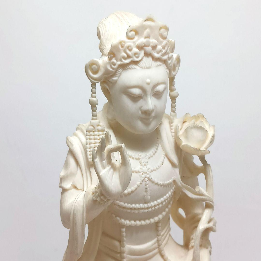 #6 高級彫刻 細密彫り 聖観音像 置物 高さ25㎝ 総重量779.6g