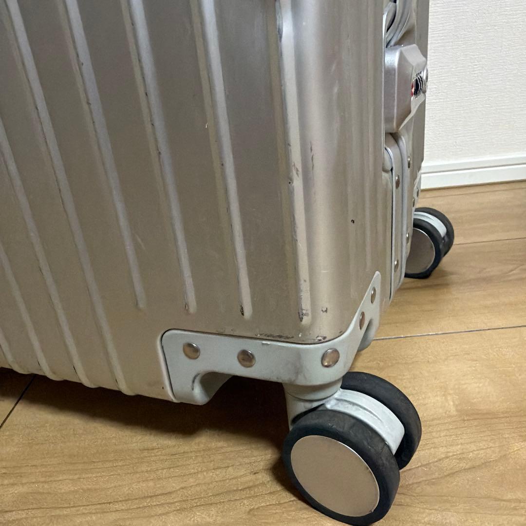 innovator イノベータースーツケース　96リットル