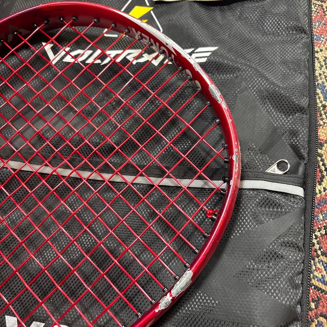 YONEX VOLTRAGE ラケット2本セット、エッジガード(おまけ)