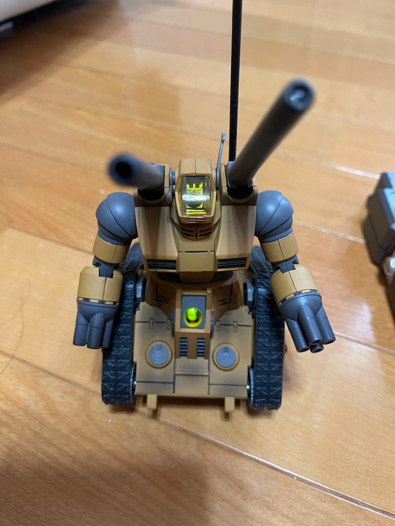 激レアDesert RC ガンタンク ガンダム ラジコン RX-75 バンダイ