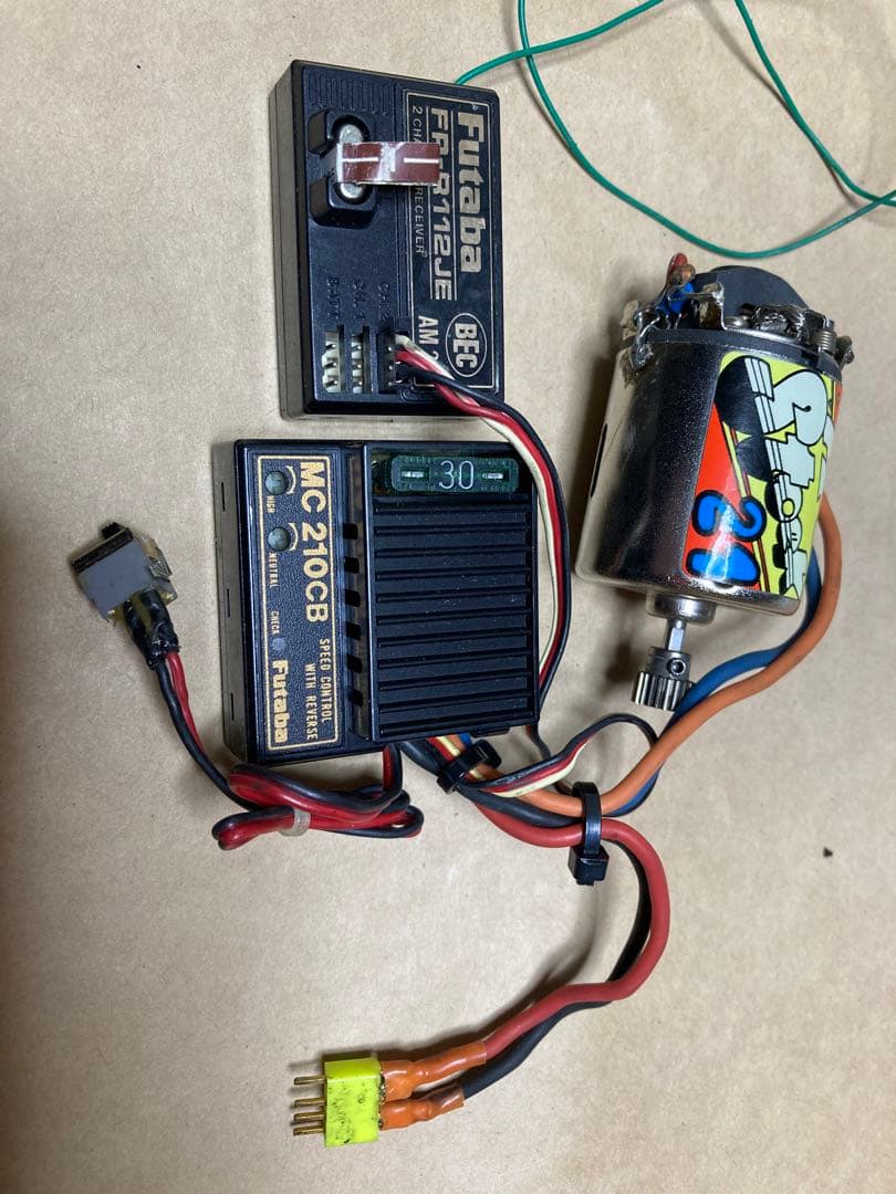 F1ラジコン　1/10 TEKINアンプ サンワプロポセット