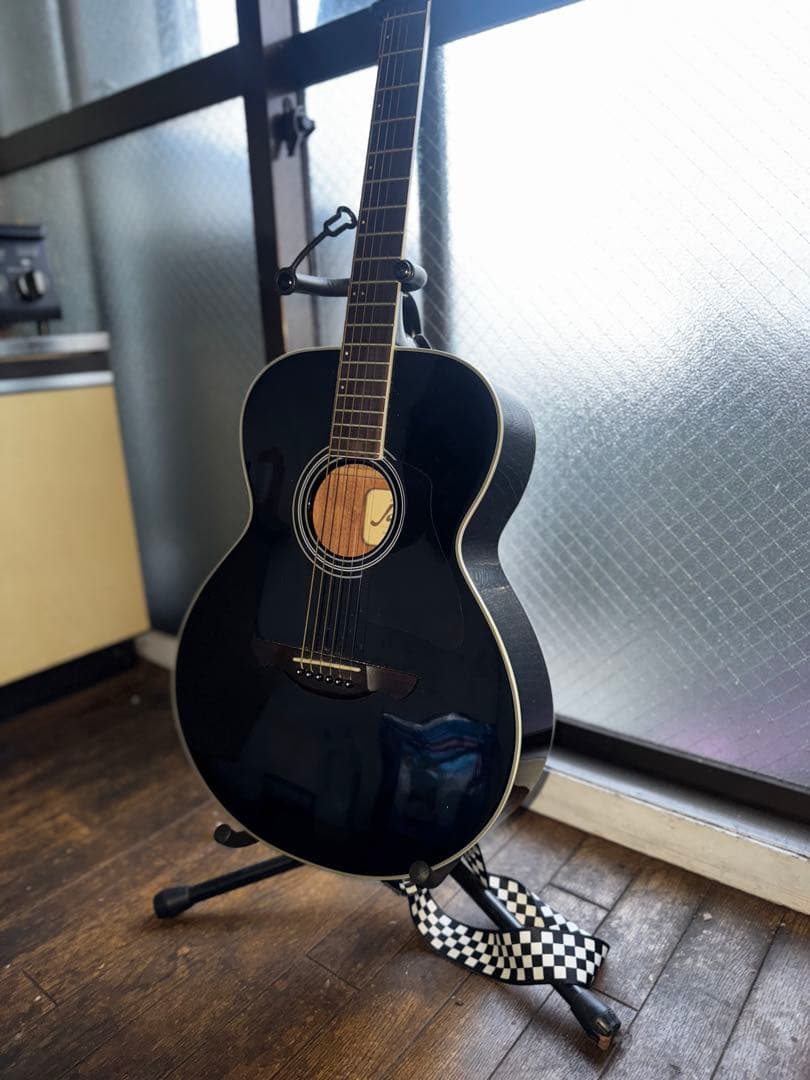 ブラック アコースティックギター
