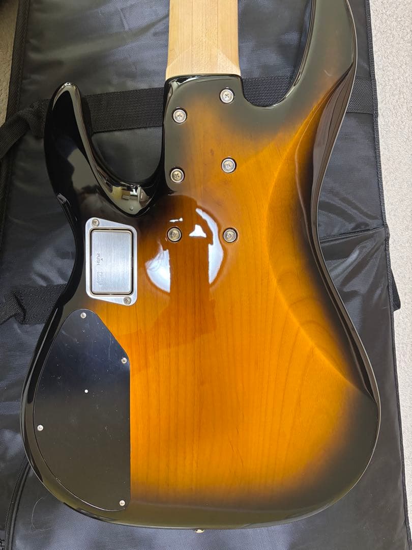 E-LW-135Ｍedwards 5弦ベース　ikuoモデル　美品エレキベース