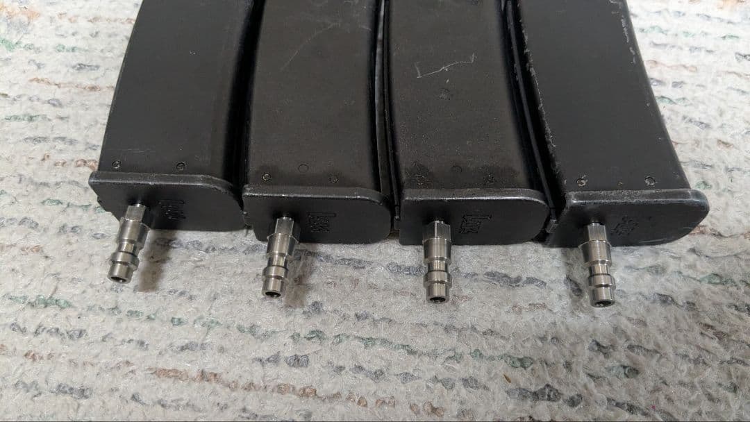 ゆうか旦那　MP7A1　ガスブローバック　タンカラー　Co2　外部ソース