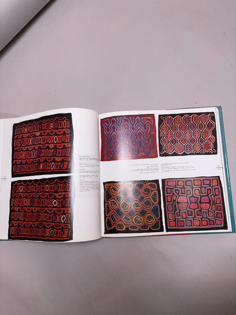 Magnificent Molas Michel Perrin ミシェル・ペラン