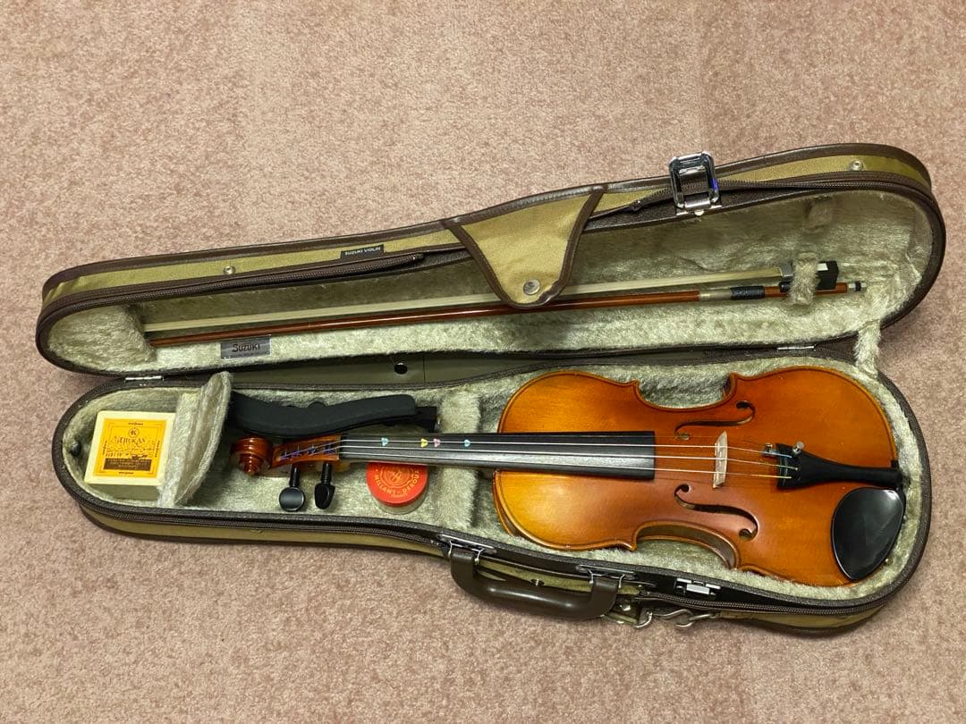 スズキバイオリン 1/2サイズ ケース・松脂・肩当て付き
