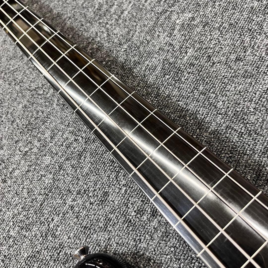 【10439】 Squier Fretless Jazz Bass