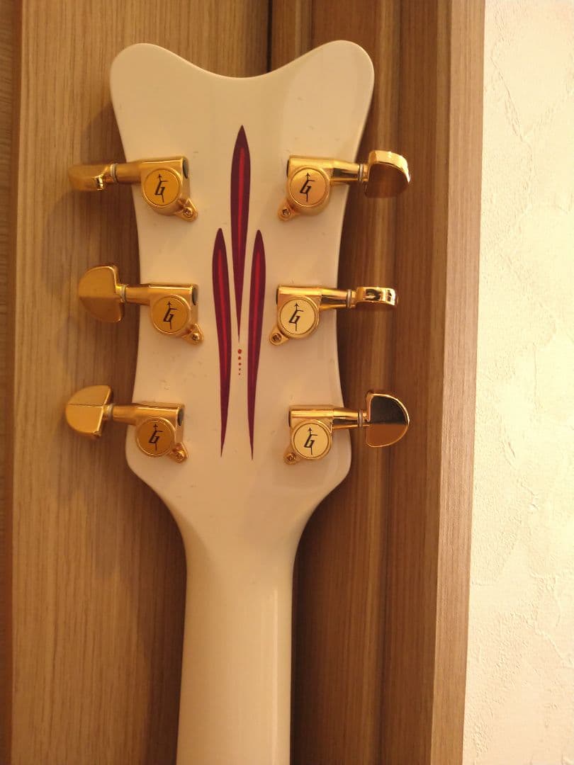 竹*様 限定大特価【ピンストライプ入り】グレッチホワイトファルコン7593カスタ