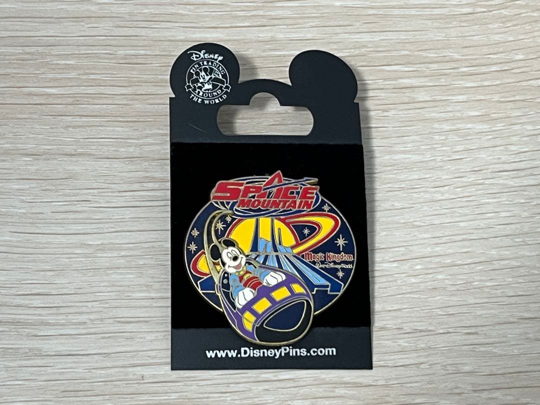 ディズニーワールド スペースマウンテン ピンバッチ