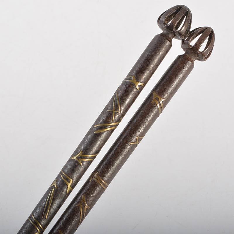 茶道具　香玉堂　鉄張本象嵌　松葉文　火箸　共箱　C　R7228