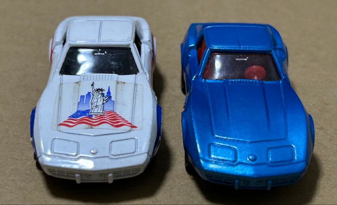 トミカ シボレーコルベットスティングレイ 2台セット