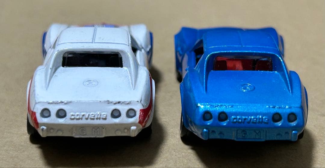 トミカ シボレーコルベットスティングレイ 2台セット