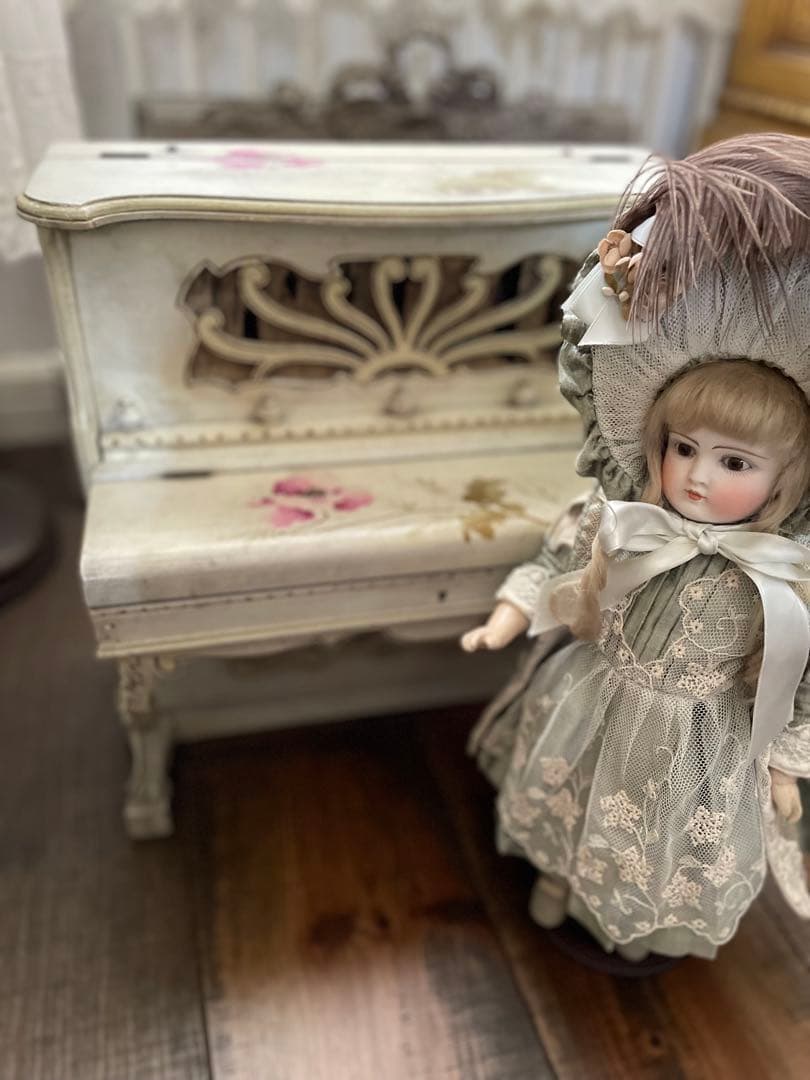フランスアンティーク家具 ♡アール・ヌーヴォー トイピアノ♡