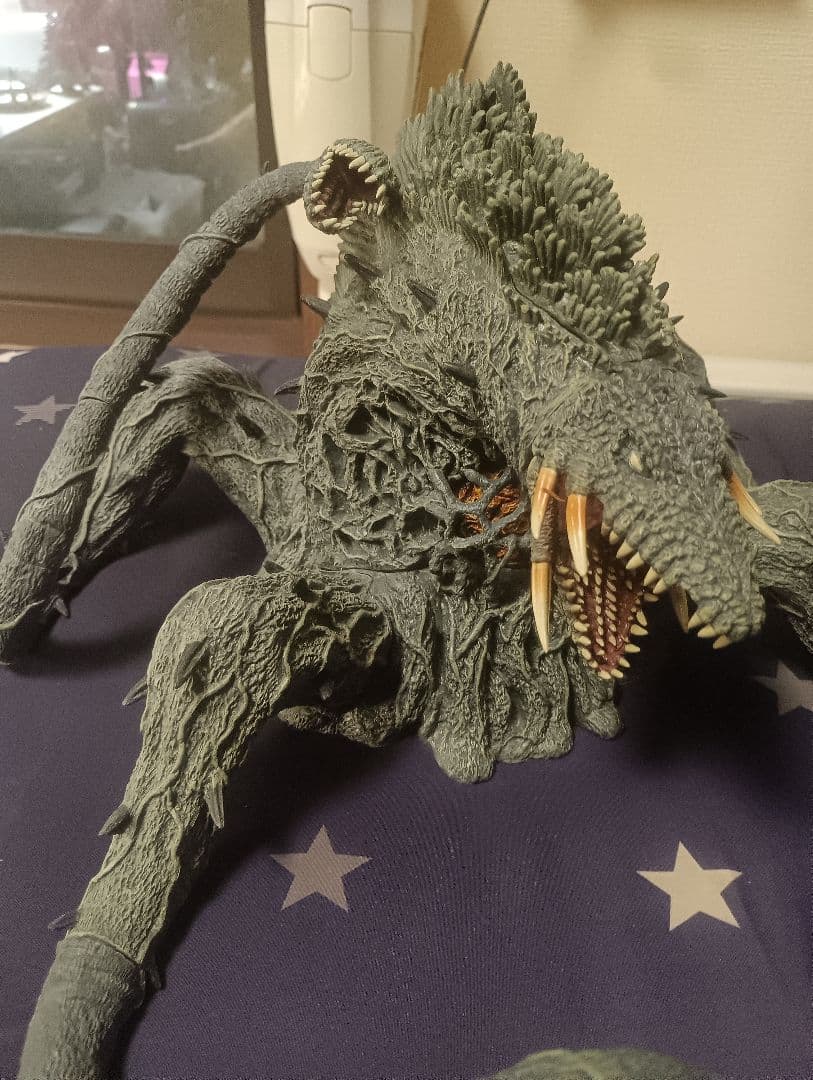 ビオランテ　フィギュア ディアゴスティーニ