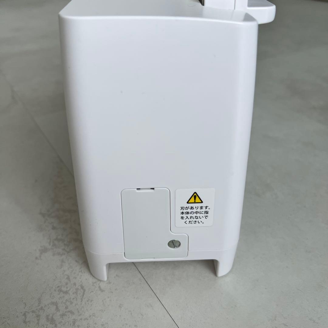 PLUS プラス コンパクト 裁断機 PK-213