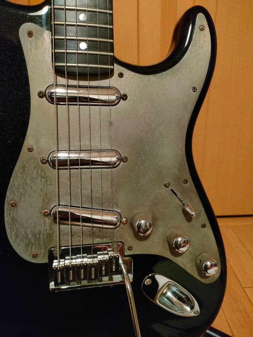 世界限定80本 ラメ入り ストラトキャスター フェンダー アメリカン・デラックス