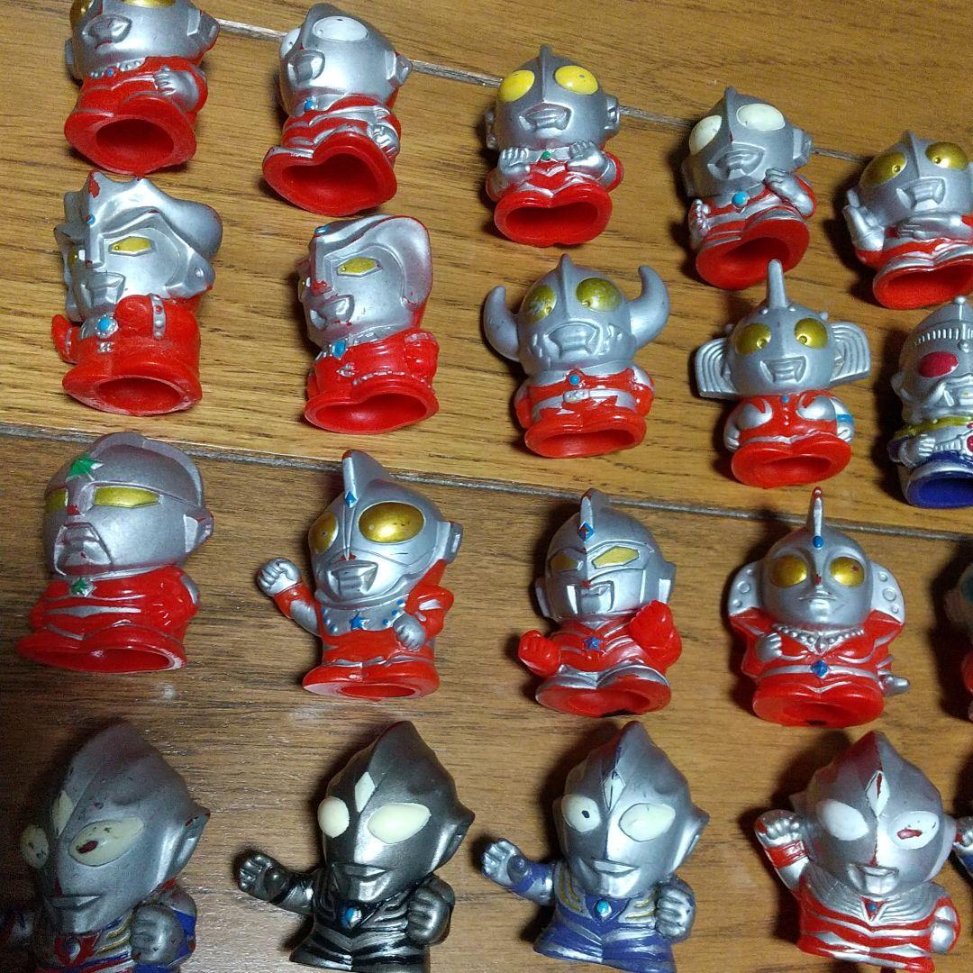 指人形　ウルトラマン　53種　＋　ベリアル　ニセウルトラマン３個セット　ダブリ無