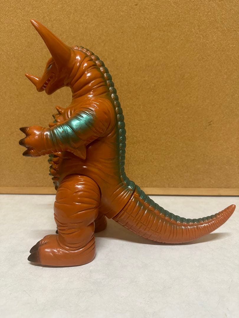 ゴモラ　ジャンボソフビ