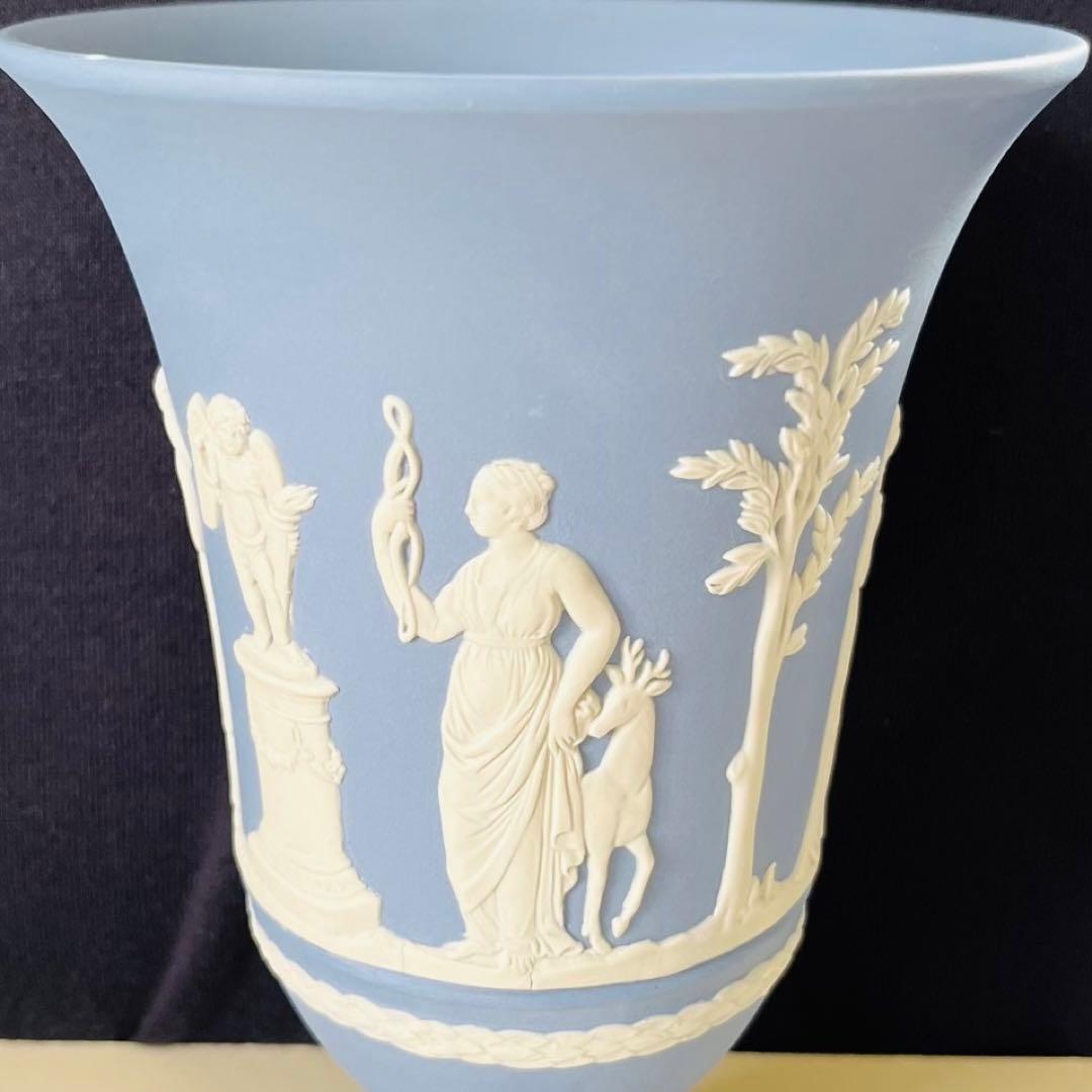 ウェッジウッド　ジャスパーウェア　花瓶　フラワーベース　ペールブルー