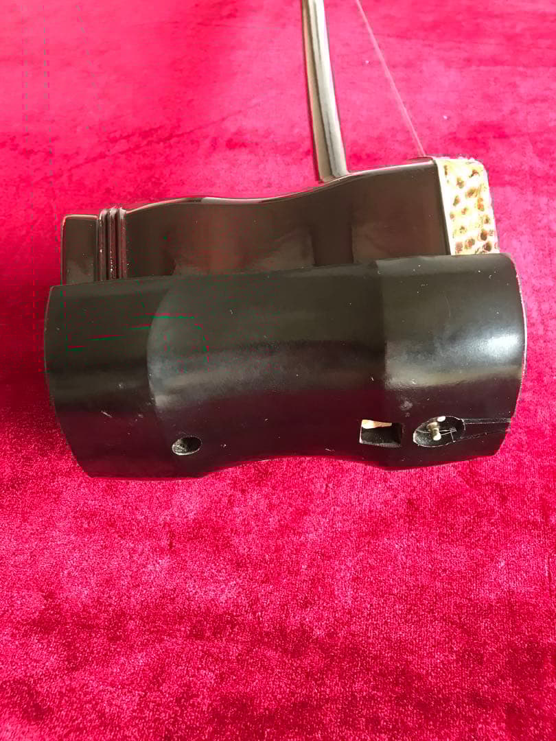 二胡★中古品★蛇本皮★必需品揃い★音など確認済み