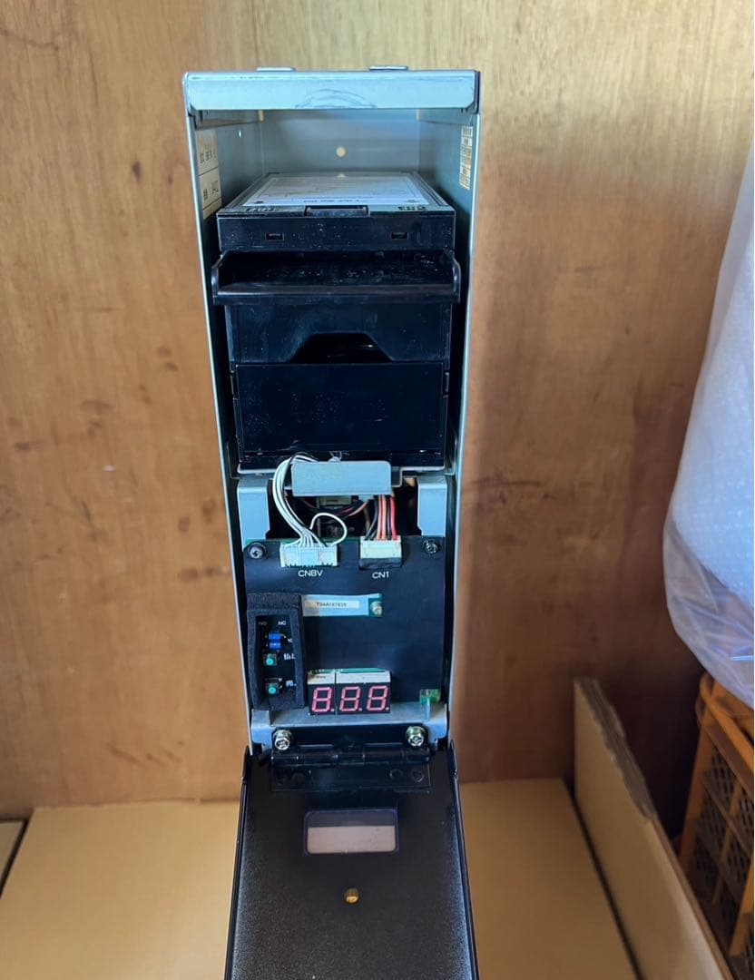 両替機　グローリーEMS-7 中古ビルビリ　識別機　令和6年新札対応　領収書OK