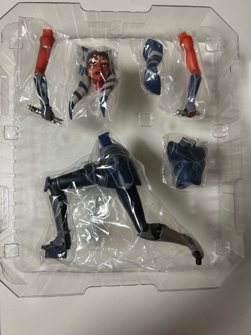 ARTFX アソーカ・タノ　クローン・ウォーズ 1/7 PVC製簡易組立キット