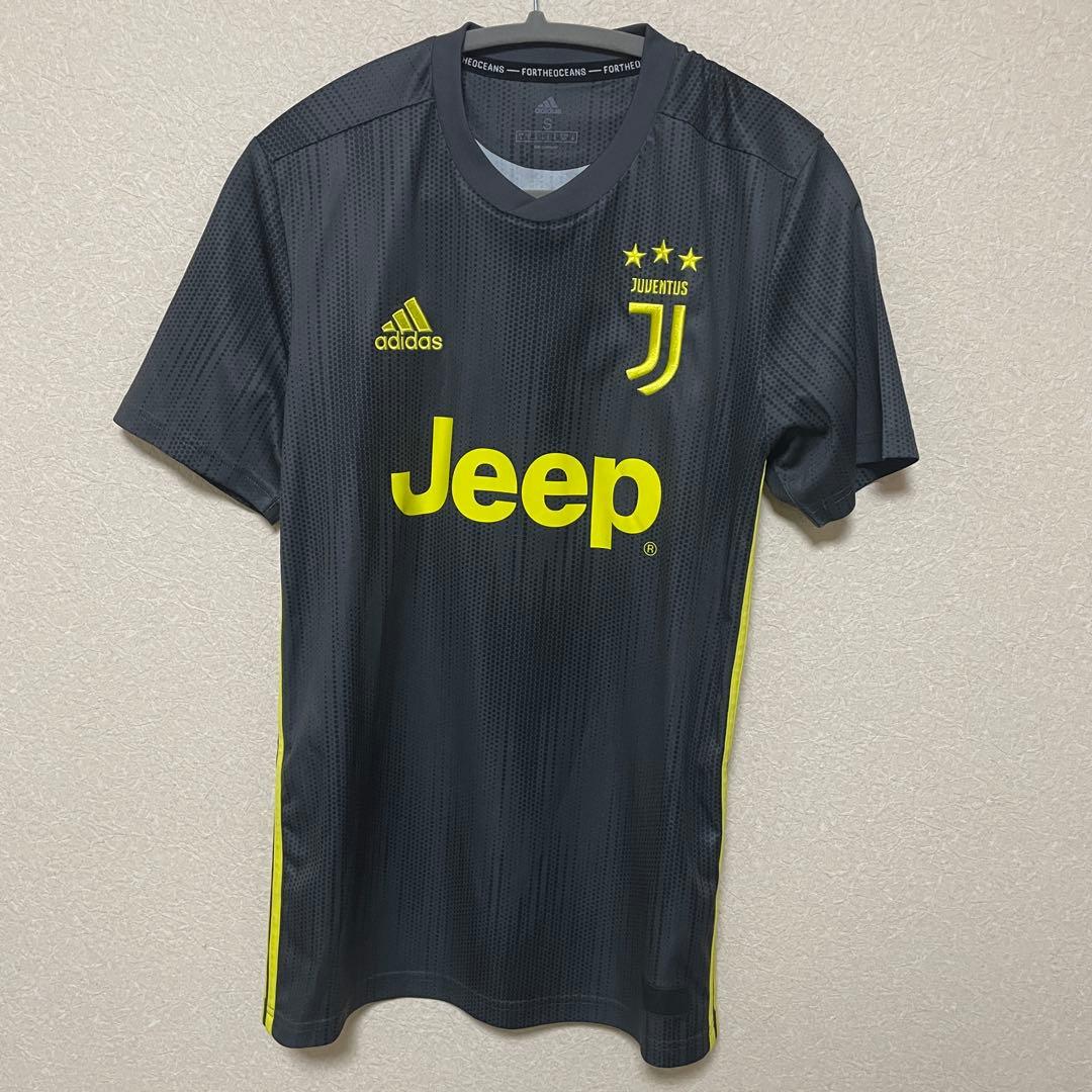 【正規品】ユベントス 18/19 サード Cロナウド M