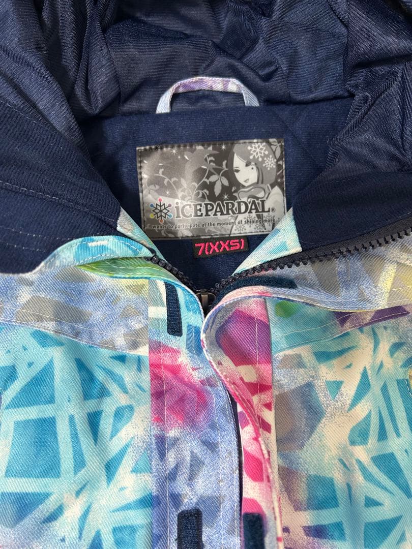 【新品・タグ付】スノボ スキー ウェア 上下セット