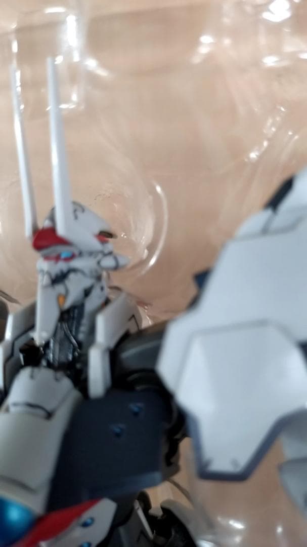 ラインバレル「鉄のラインバレル」 1/100スケールABS塗装済み完成品