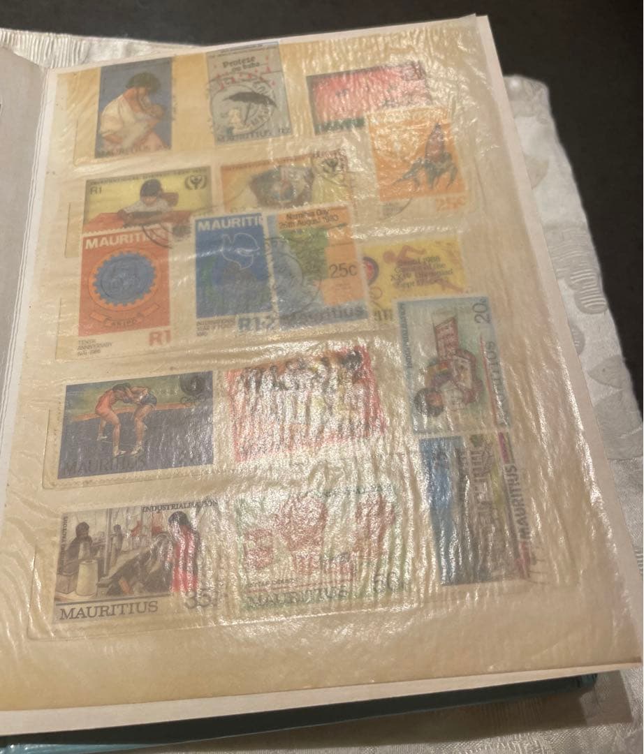 モーリシャス切手　スタンプブック　ヴィンテージ