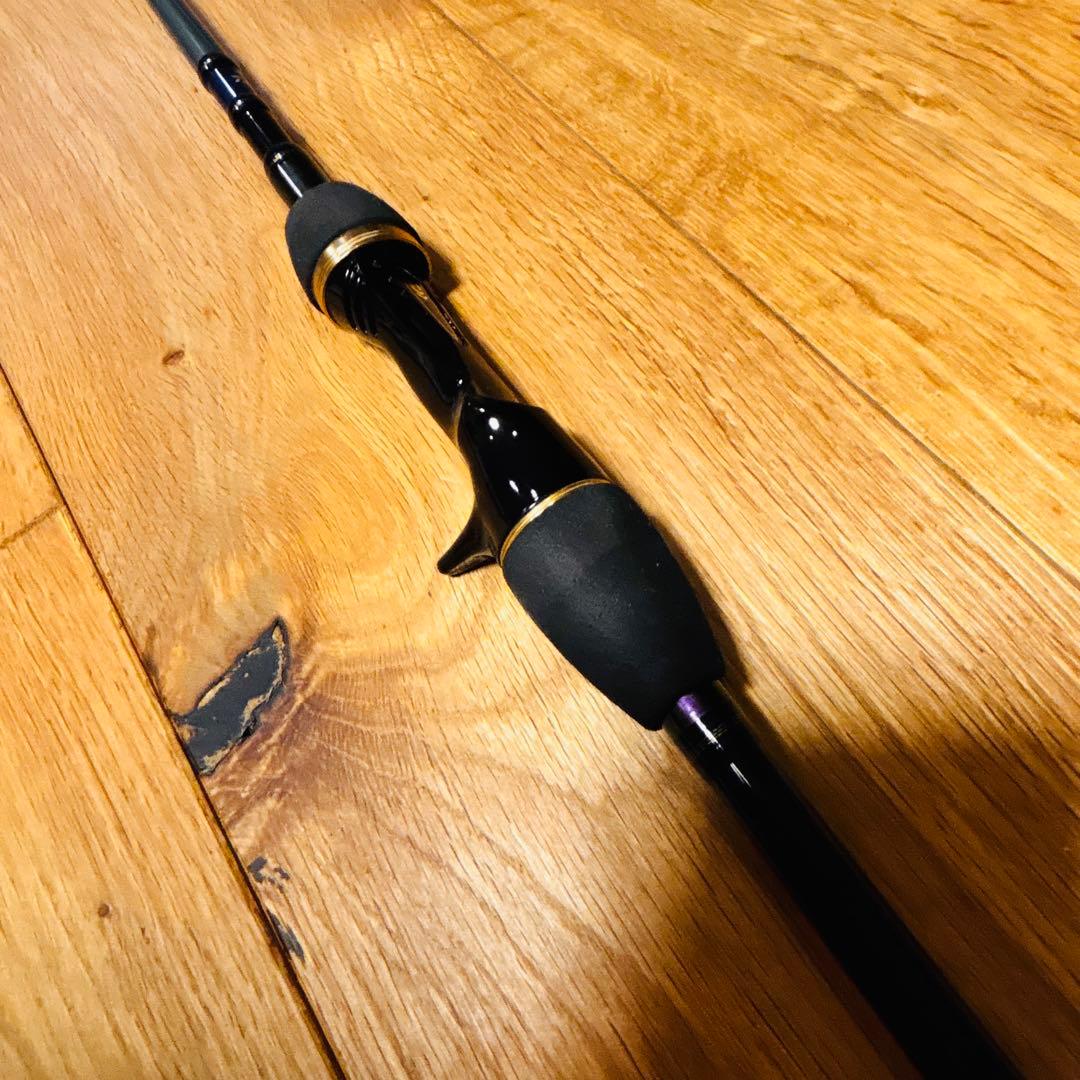 【極美品】ダイワ メタリア　カットウ　H-142