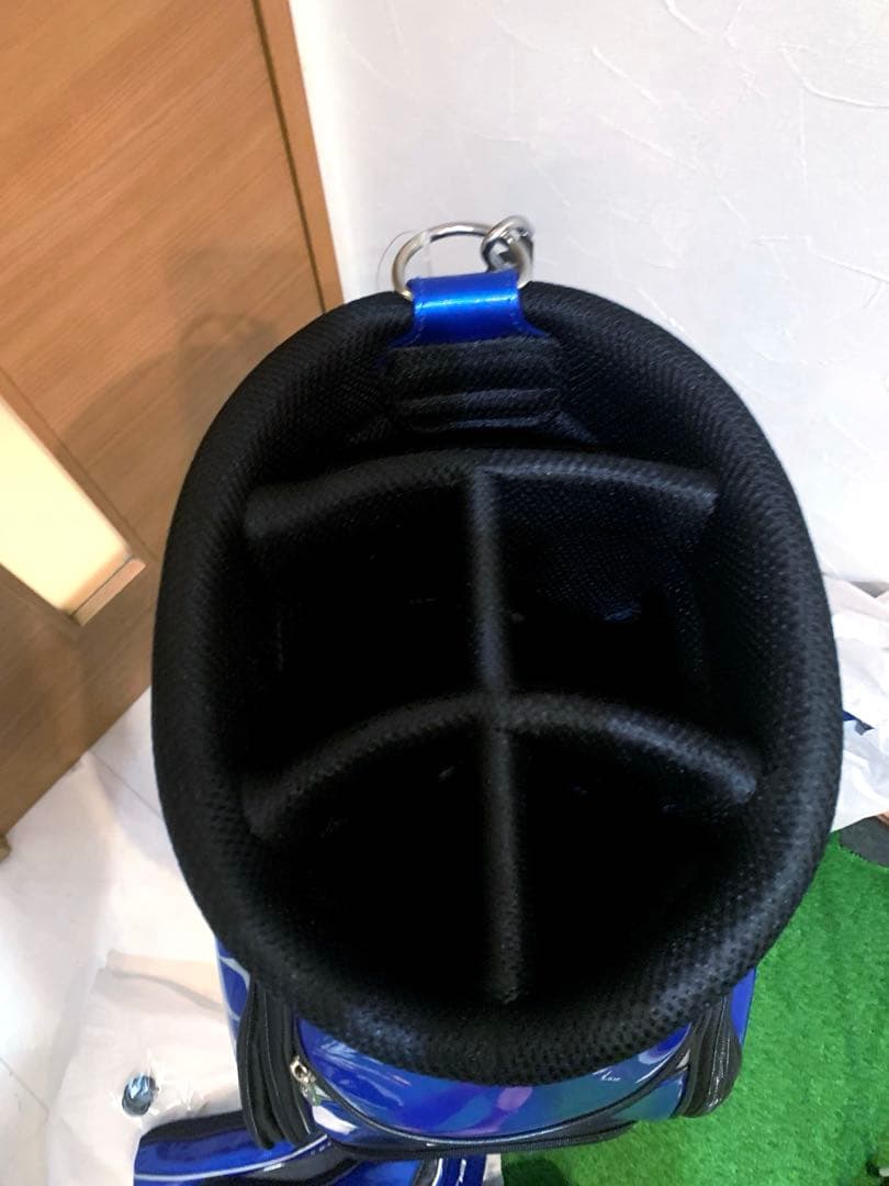 希少　新品未使用　限定　スバル　キャディバッグ　ヘッドカバー