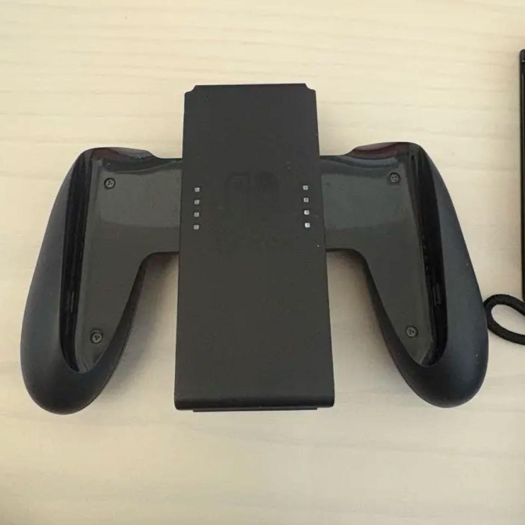 Nintendo Switch 本体　ジョイコンなし　黒グレー