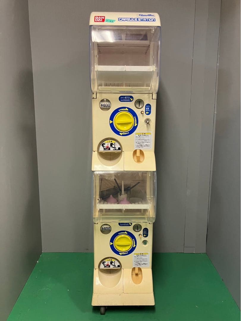 特価送料込みC-82　バンダイ製カプセルステーション 中古【ガチャガチャ本体】