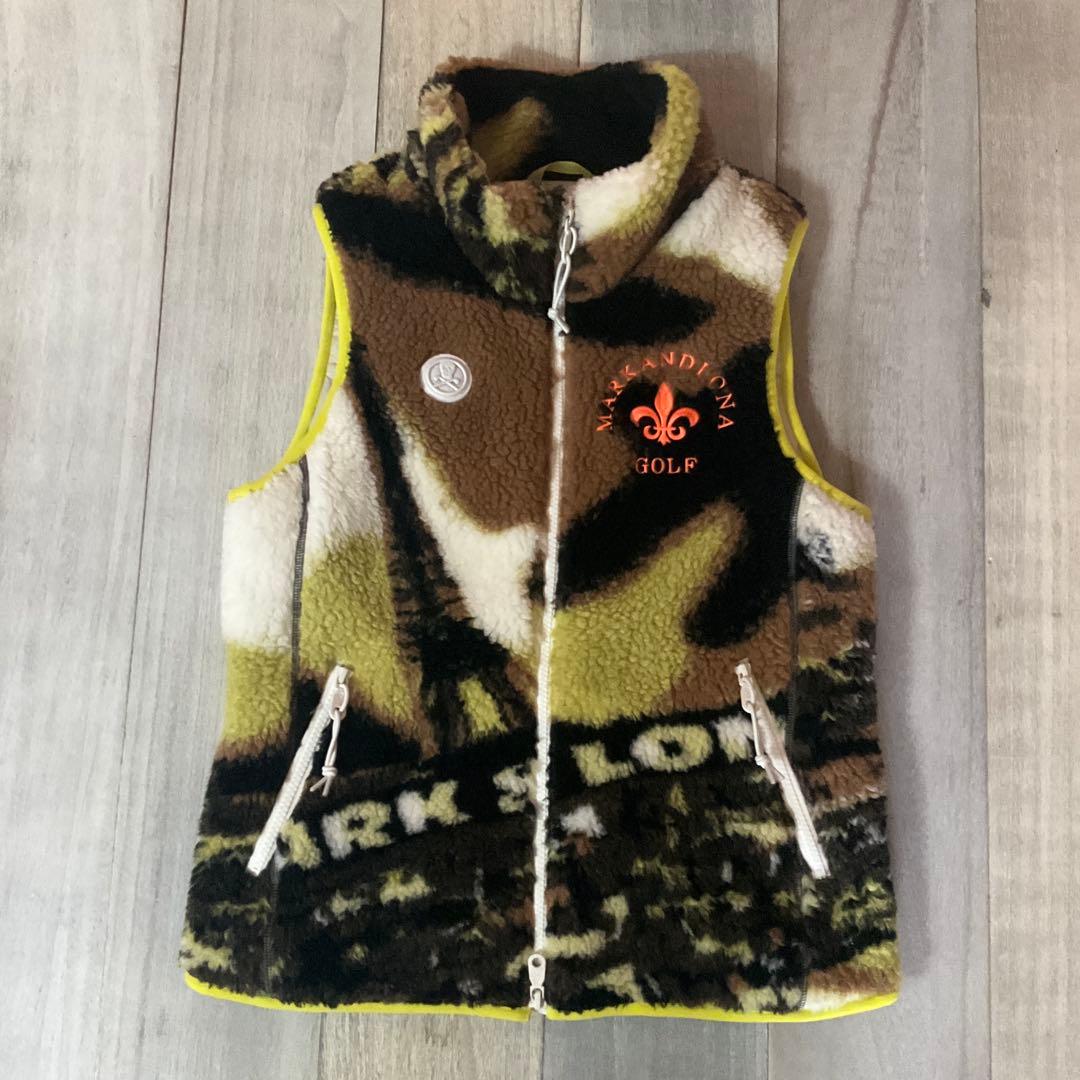 極美品MARK&LONA2022総柄 中綿・ダウン ボアセットアップ40