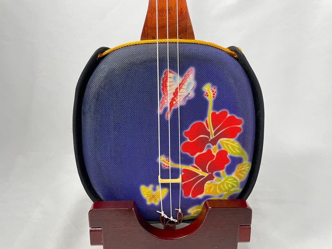 真壁・花梨・デザイン人工皮三線