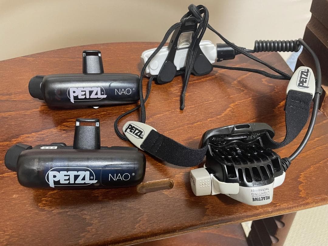 Petzl NAO ヘッドランプ 充電式