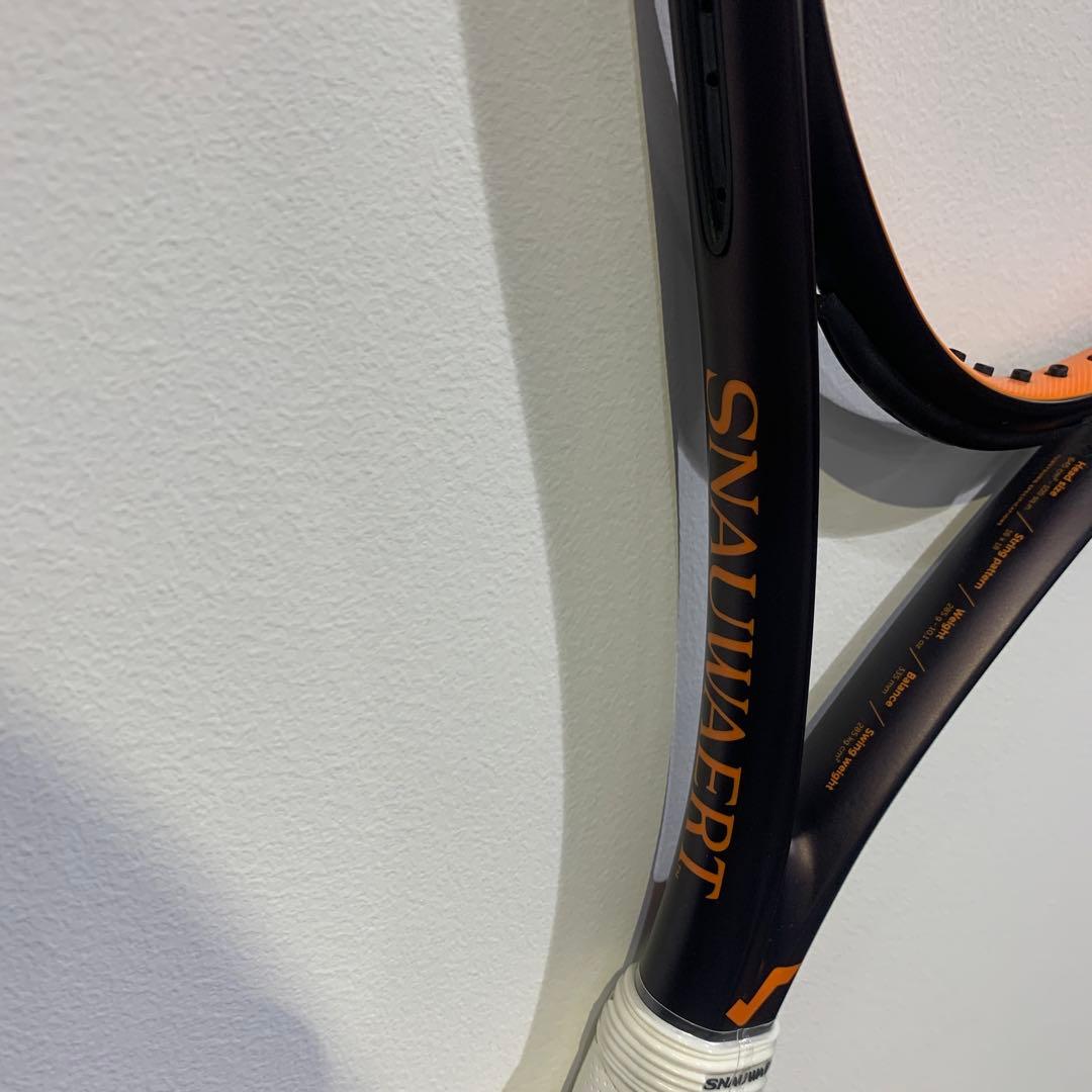 SNAVERT GRINTA 100 テニスラケット