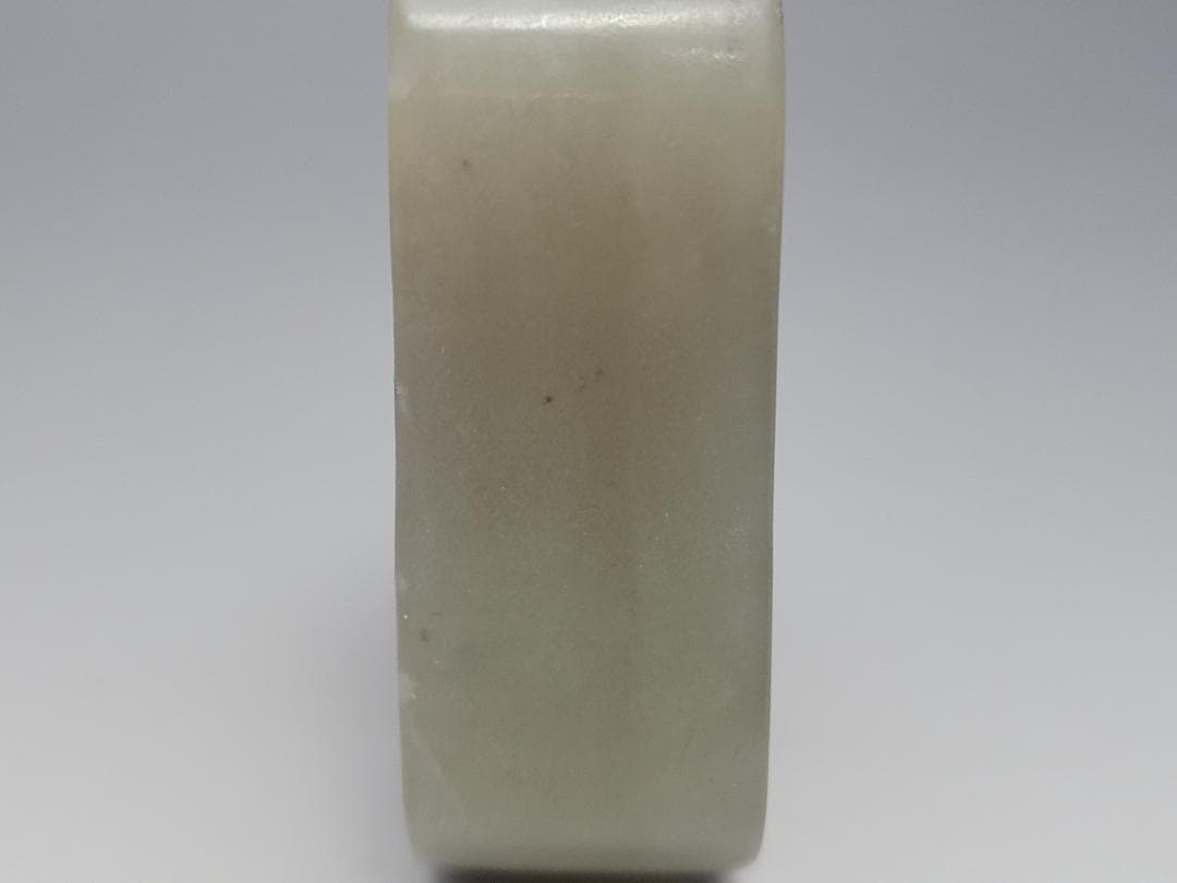 天然玉製 陽刻 仙人文 鼻煙壺 明清時代 高さ約5.5cm