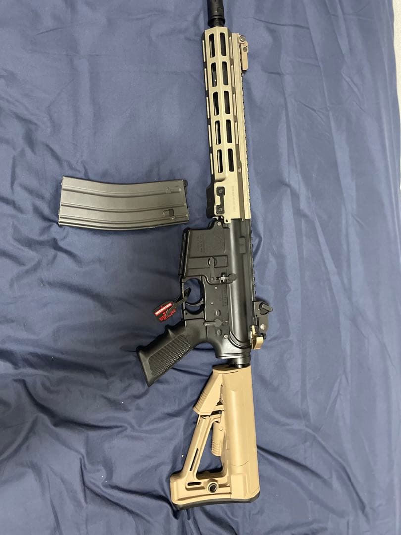 東京マルイ URG-I ガスブローバック ブラック/タン