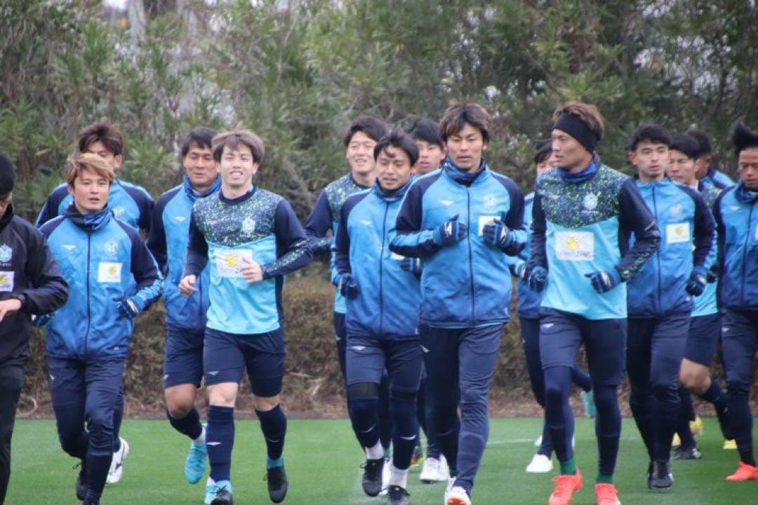 だい　湘南ベルマーレ　選手支給品ウォーマー