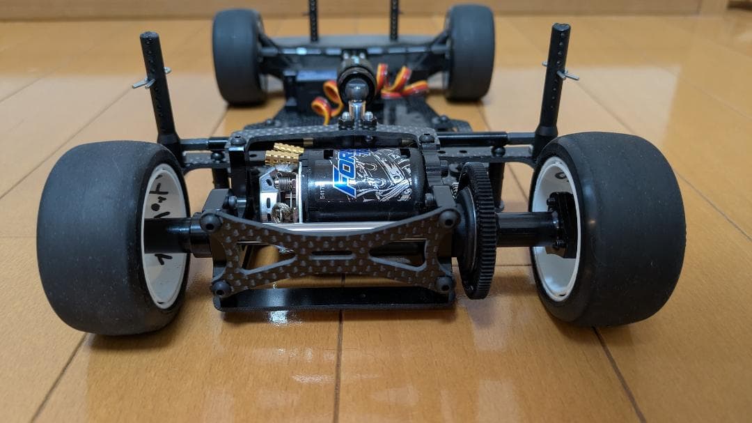 カワダ M300GT2Rシャーシキット おまけ付き