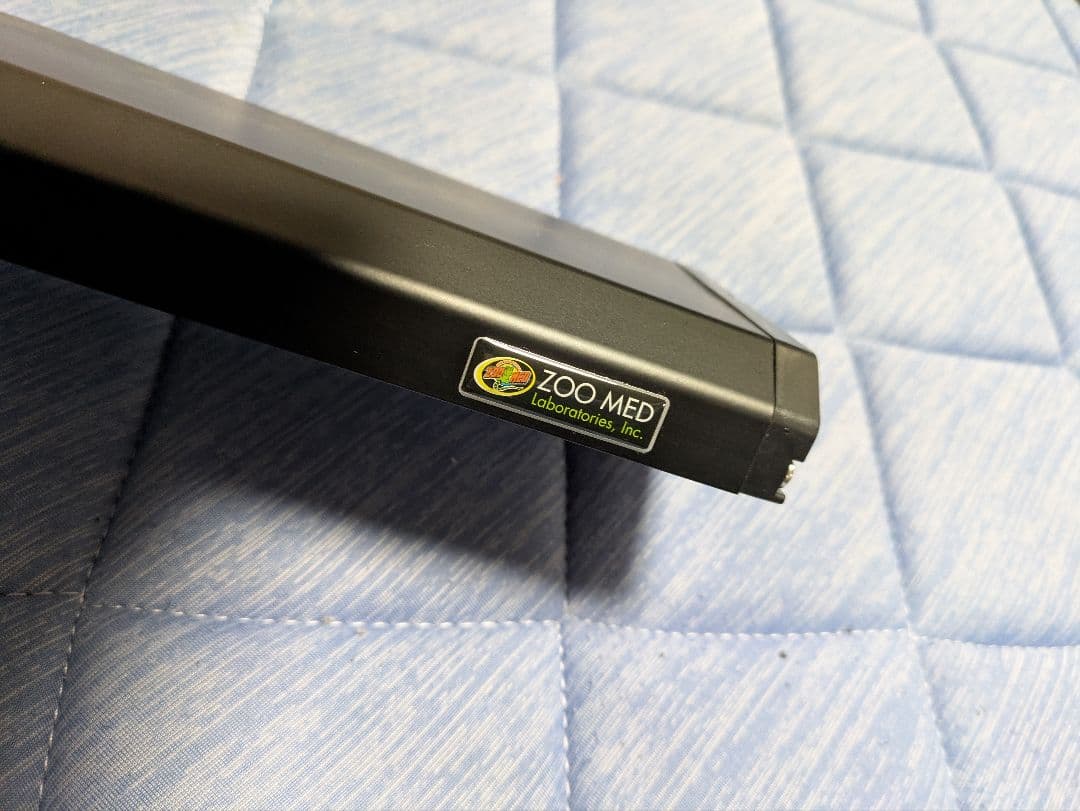 ZOOMED レプティサンテラリウムフード　T5HO 24W本体+蛍光管2本付き