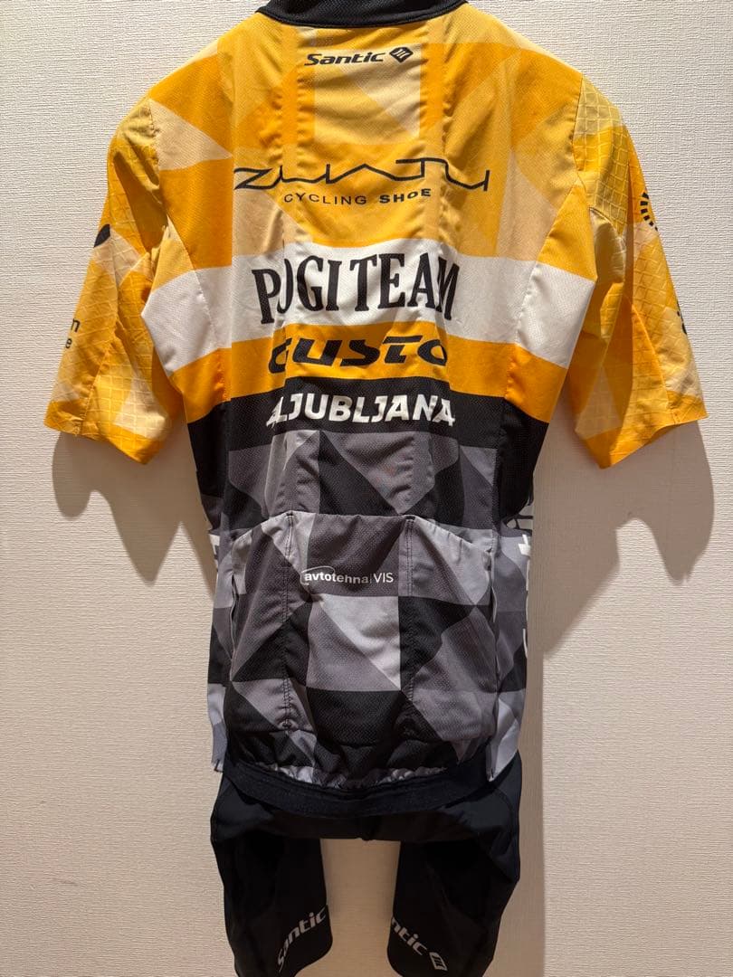 選手支給品　ポギチーム・グスト・リュブリャナ　サイクルジャージ　上下セット