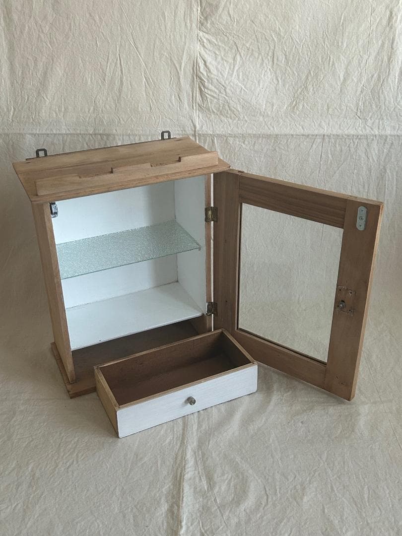 フランスアンティーク　飾り棚　ウォールキャビネット　ガラスケース　ブロカント