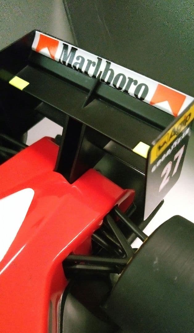 ミニチャンプス 1/18 F1 フェラーリ F93A J.アレジ