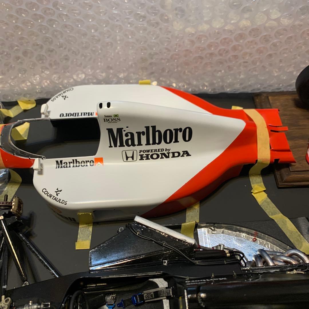 白*魔様 タミヤ　マクラーレン MP4/6 1/12スケールモデル完成品＆セナフ
