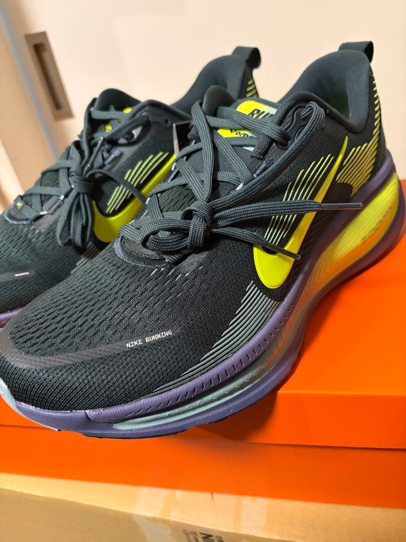 新品未使用　ナイキ ボメロ 18 29cm